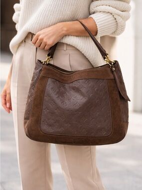 Authentic Louis Vuitton Artsy MM Empreinte shoulder hand bag w/Certificate